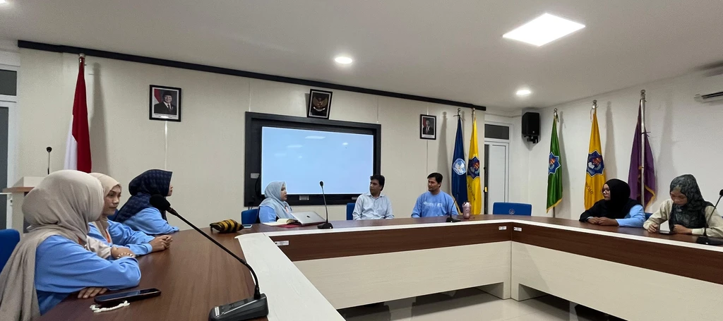Academic Synergy Meeting between Office of Research, AIUB and Universitas Teuku Umar on Joint Research, Student Exchange and Teaching